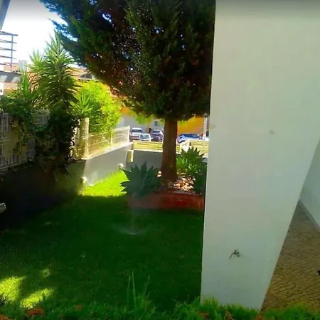 펜션 Lisbon South Bank Charming Pool Duplex & Garden Bbk *