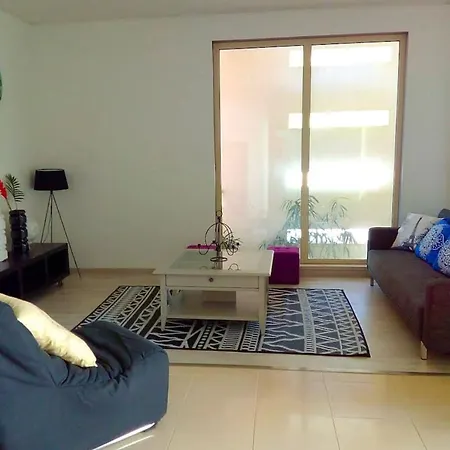 펜션 Lisbon South Bank Charming Pool Duplex & Garden Bbk 세심브라