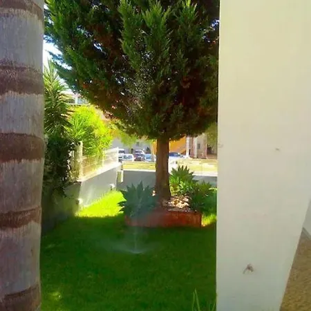 Lisbon South Bank Charming Pool Duplex & Garden Bbk