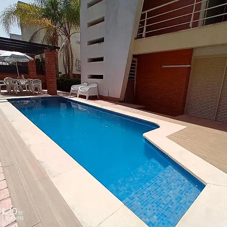 Lisbon South Bank Charming Pool Duplex & Garden Bbk *