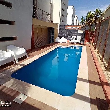 펜션 Lisbon South Bank Charming Pool Duplex & Garden Bbk 세심브라
