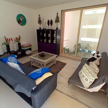 Charming Pool Duplex Bbk & Garden Holiday home *
