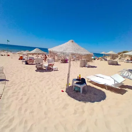 Lisbon South Bank Charming Pool Duplex & Garden Bbk 펜션 세심브라