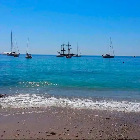 Lisbon South Bank Charming Pool Duplex & Garden Bbk 펜션 세심브라