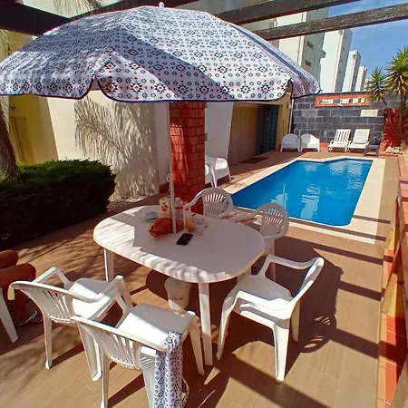 Charming Pool Duplex Bbk & Garden Holiday home Sesimbra
