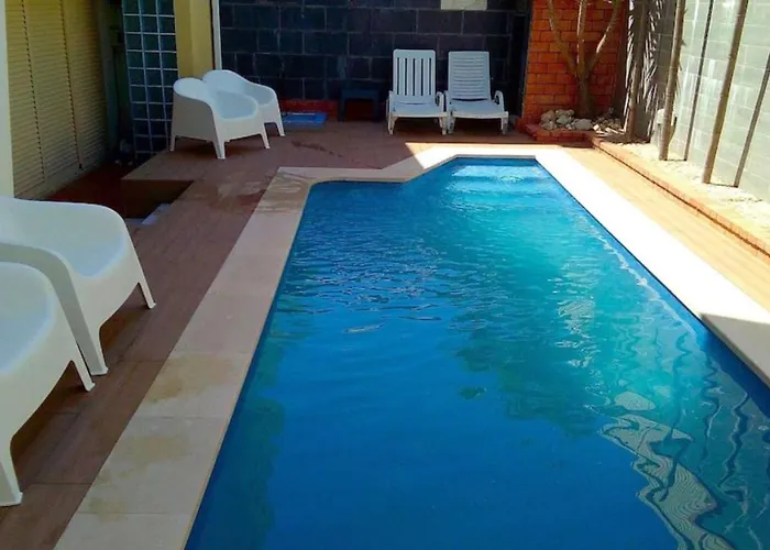 Lisbon South Bank Charming Pool Duplex & Garden Bbk