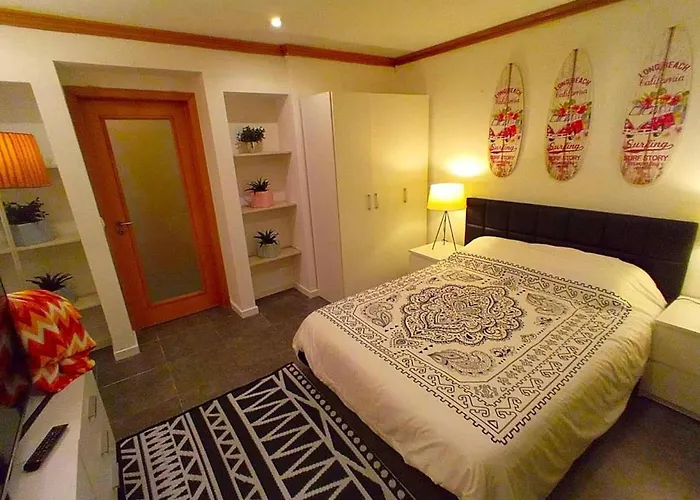 Lisbon South Bank Charming Pool Duplex & Garden Bbk Sesimbra