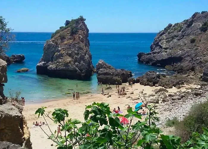 Lisbon South Bank Charming Pool Duplex & Garden Bbk