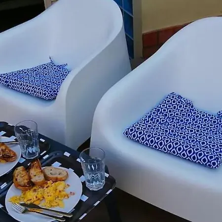 Σπίτι διακοπών Lisbon South Bank Charming Pool Duplex & Garden Bbk