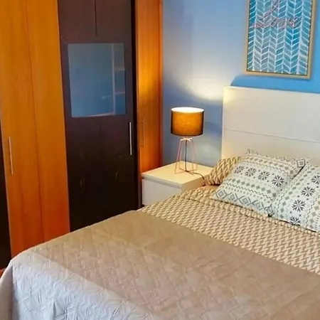 Casa vacanze Lisbon South Bank Charming Pool Duplex & Garden Bbk