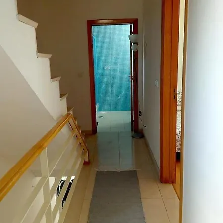 Casa vacanze Lisbon South Bank Charming Pool Duplex & Garden Bbk