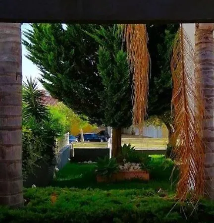 Lisbon South Bank Charming Pool Duplex & Garden Bbk