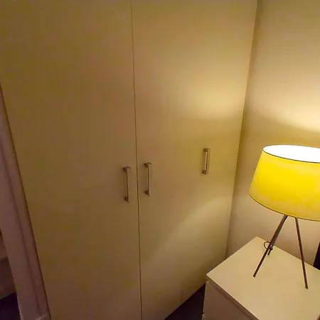 Casa vacanze Lisbon South Bank Charming Pool Duplex & Garden Bbk