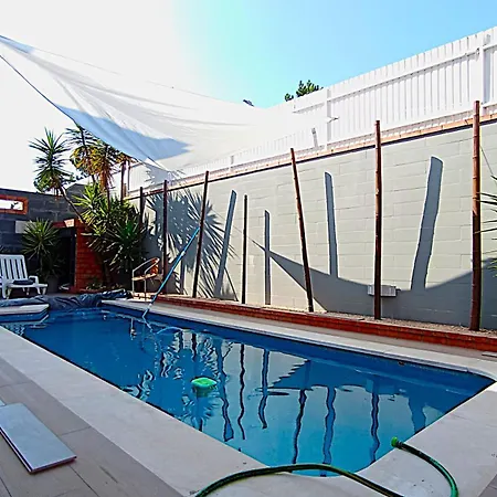 Lisbon South Bank Charming Pool Duplex&garden Bbk Ferienhaus *