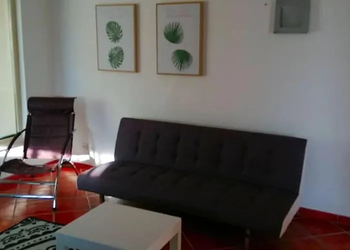 Lisbon South Bank Charming Pool Duplex & Garden Bbk