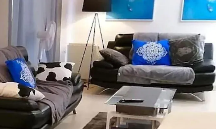 Lisbon South Bank Charming Pool Duplex & Garden Bbk Дом отдыха Сесимбра