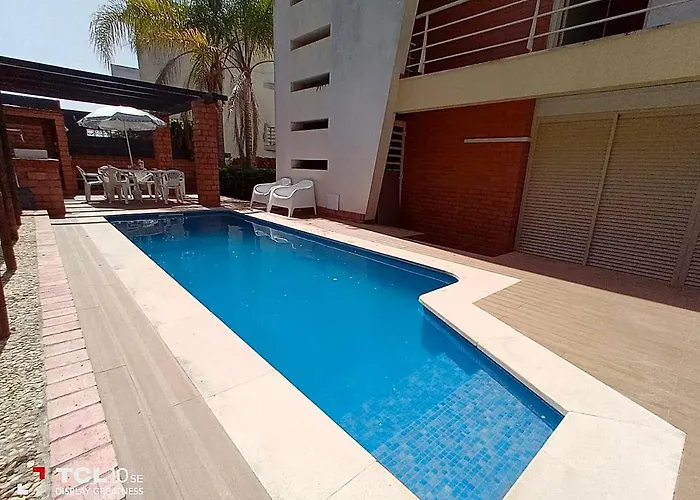 Lisbon South Bank Charming Pool Duplex & Garden Bbk *