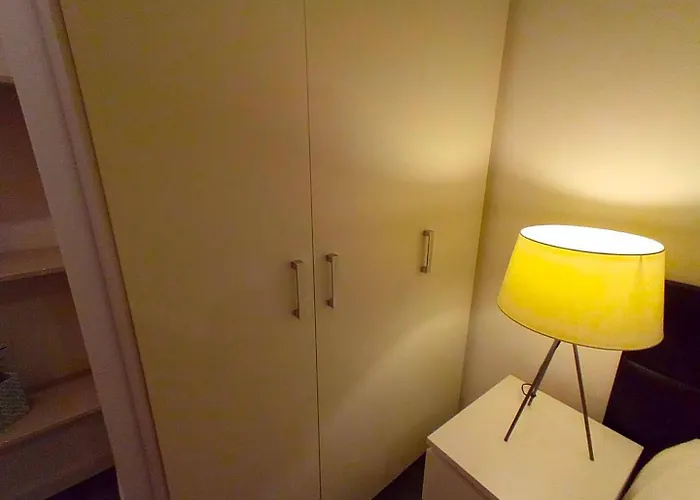 Дом отдыха Lisbon South Bank Charming Pool Duplex & Garden Bbk