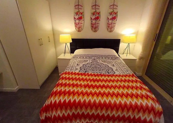 Lisbon South Bank Charming Pool Duplex & Garden Bbk Дом отдыха Сесимбра